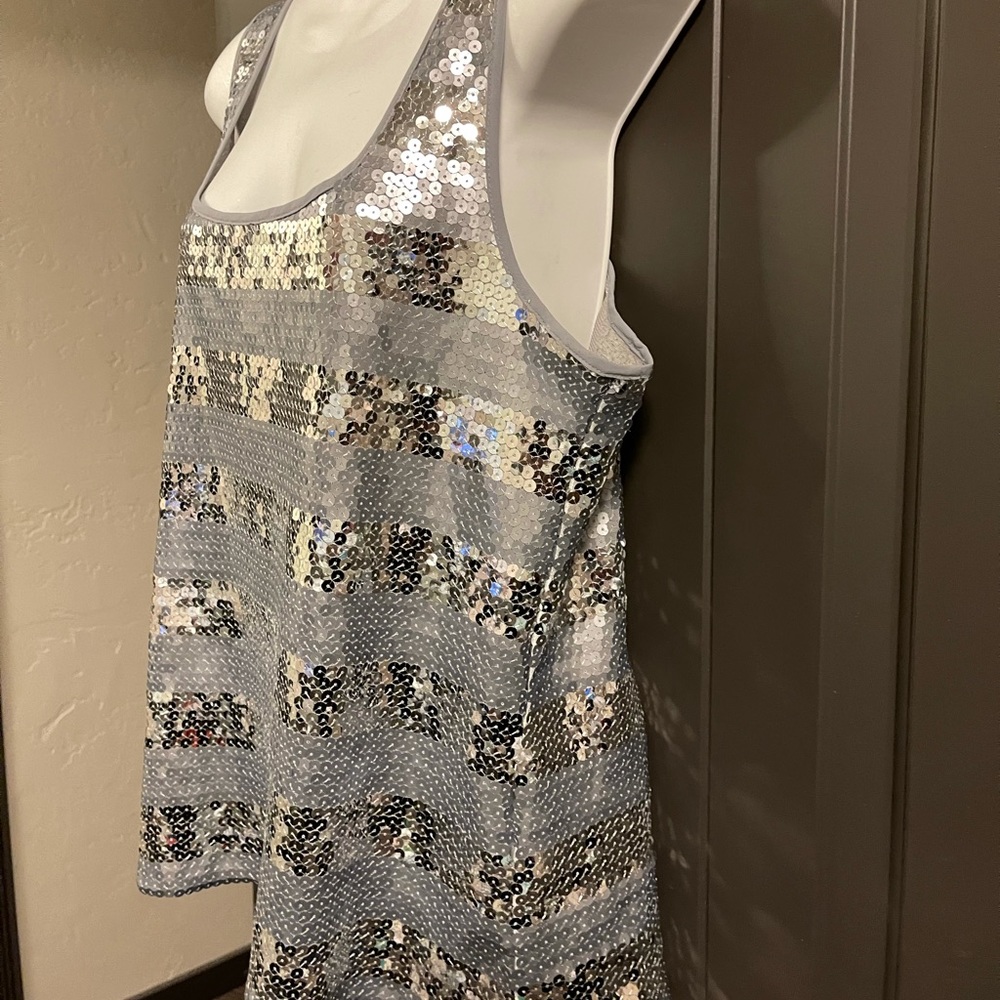 Old Navy- Silver Shiny Sequined Tank Top - L